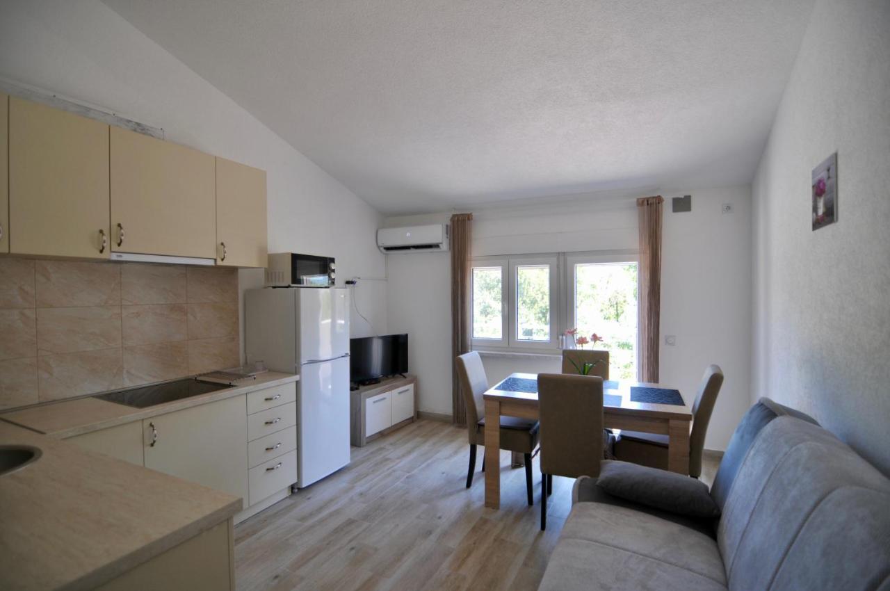 Netho Apartments Brda Mrcevac ภายนอก รูปภาพ